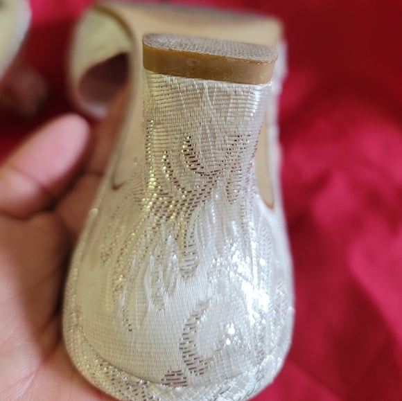 EUC Cloudwalkers by Avenue Metallic Slip On Heels Size 8.5W - Picture 12 of 16